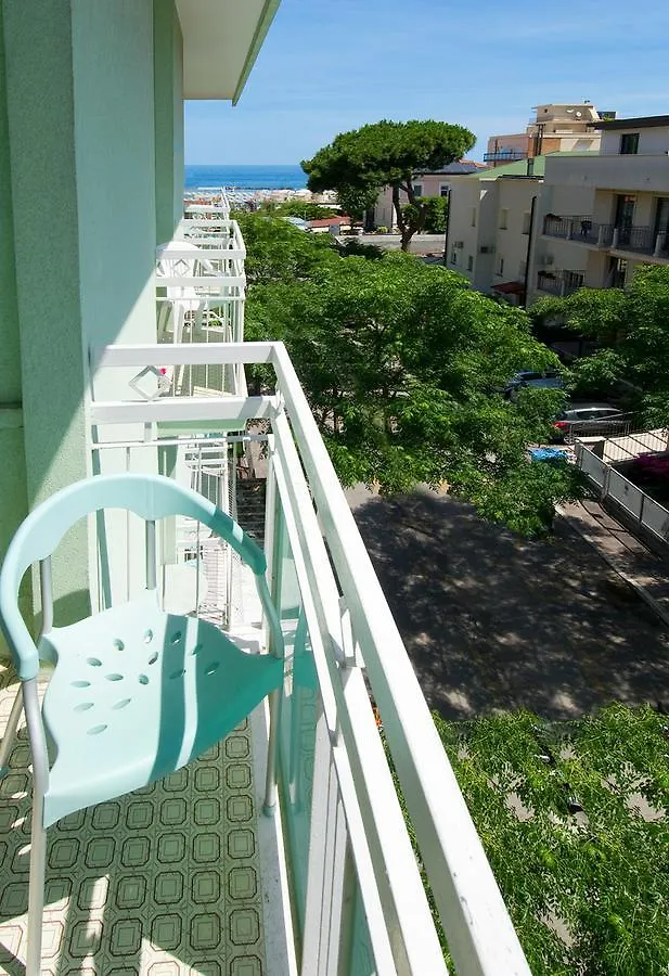 Hotel Ferrara Cattolica 3*,